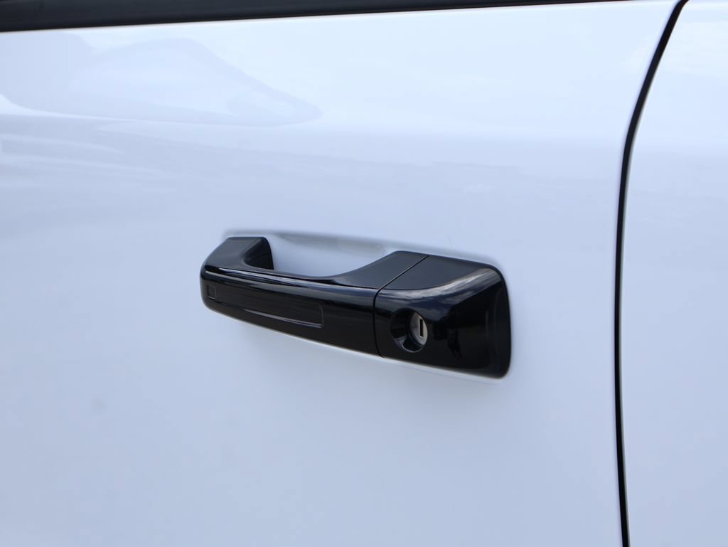 New 2026 RAM 1500 Laramie w/ Night Edition AWD/4WD image 18