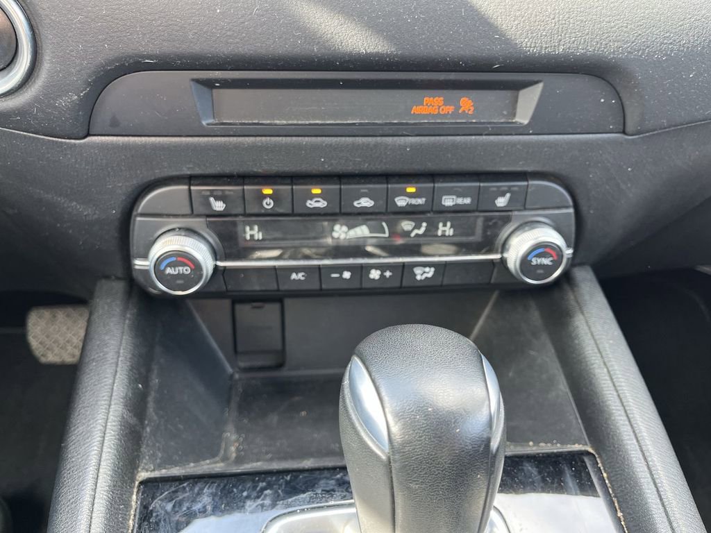 Used 2020 MAZDA CX-5 Touring image 17