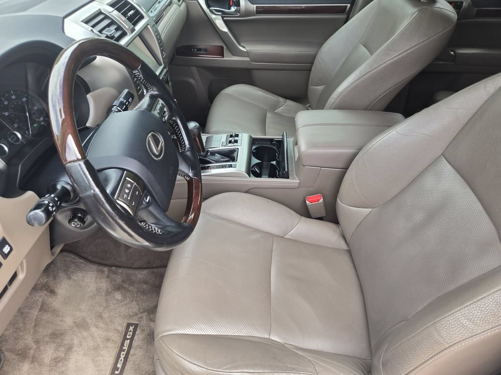 Used 2018 Lexus GX 460 Premium AWD/4WD image 18