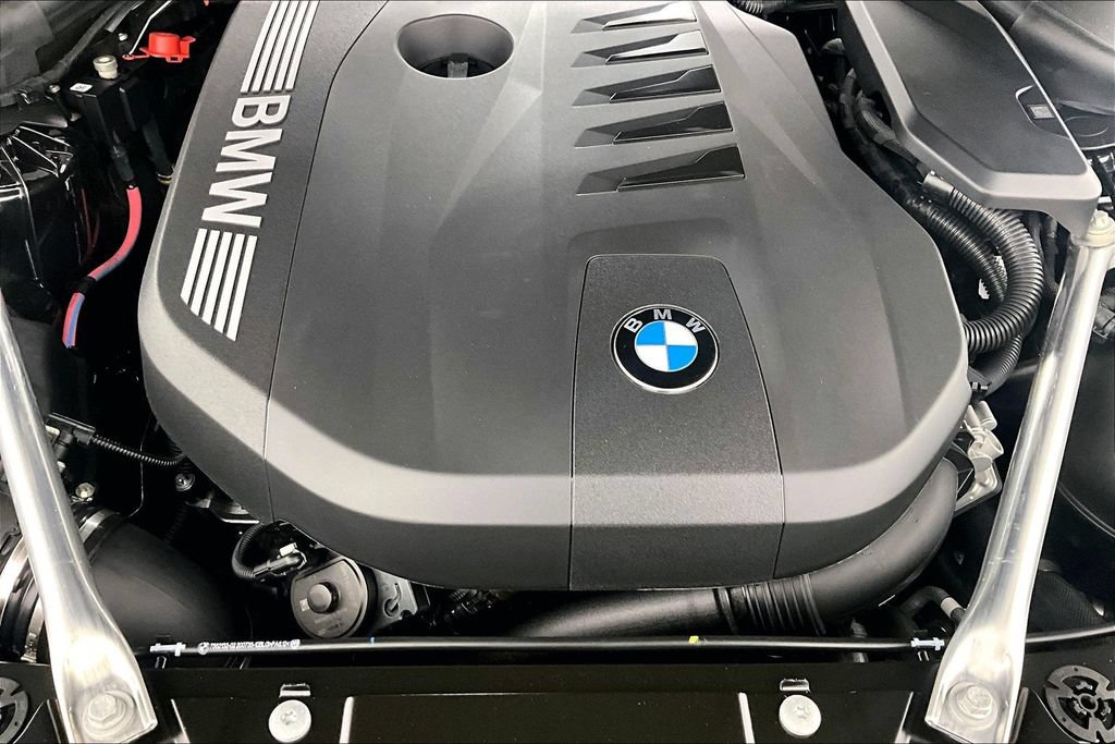 New 2026 BMW 550e xDrive AWD/4WD image 27