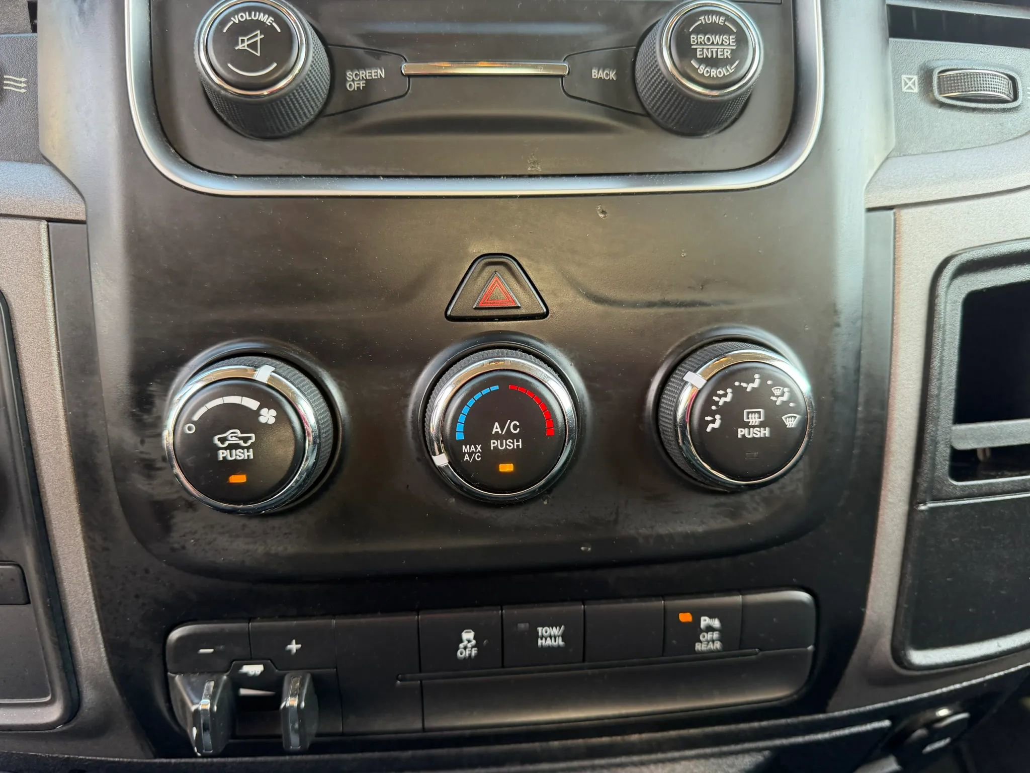 Used 2017 RAM 2500 Tradesman w/ Chrome Appearance Group image 19