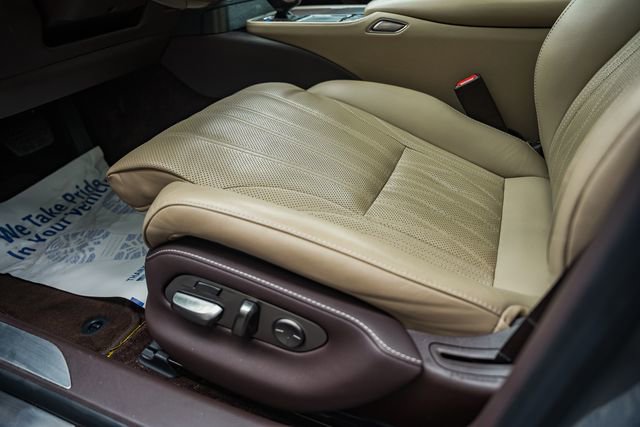 Used 2020 Lexus LS 500 AWD w/ Interior Upgrade Package image 40