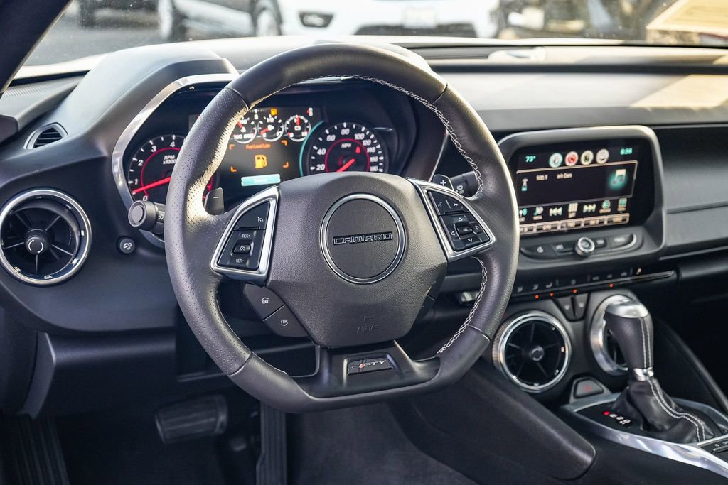 Used 2017 Chevrolet Camaro SS RWD image 16