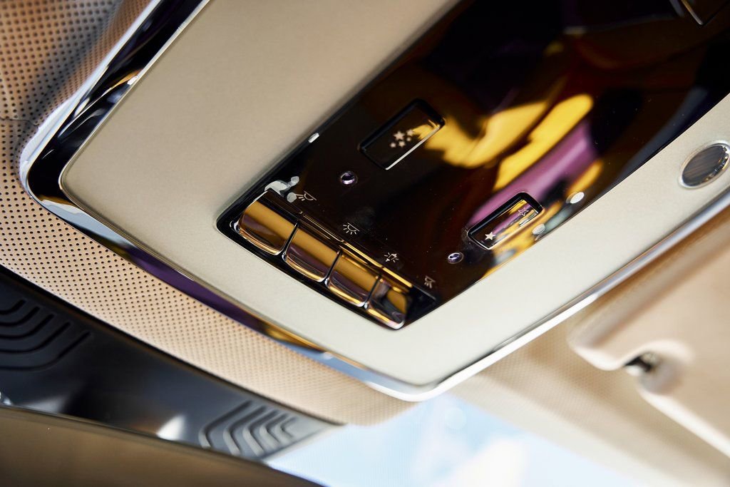 Used 2025 Rolls-Royce Cullinan image 92