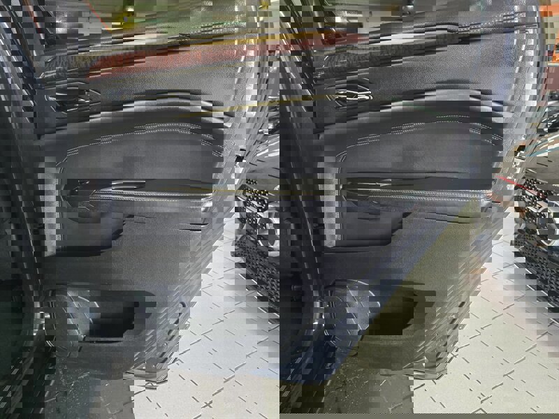 Used 2015 Cadillac SRX Luxury w/ Driver Awareness Package image 14