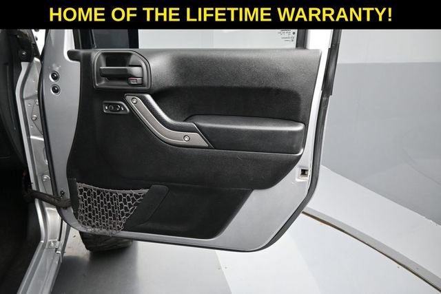 Used 2013 Jeep Wrangler Sport AWD/4WD image 38