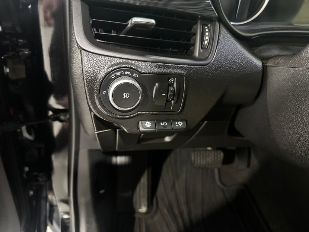 Used 2017 Buick Envision Premium w/ Driver Confidence Package AWD/4WD image 36