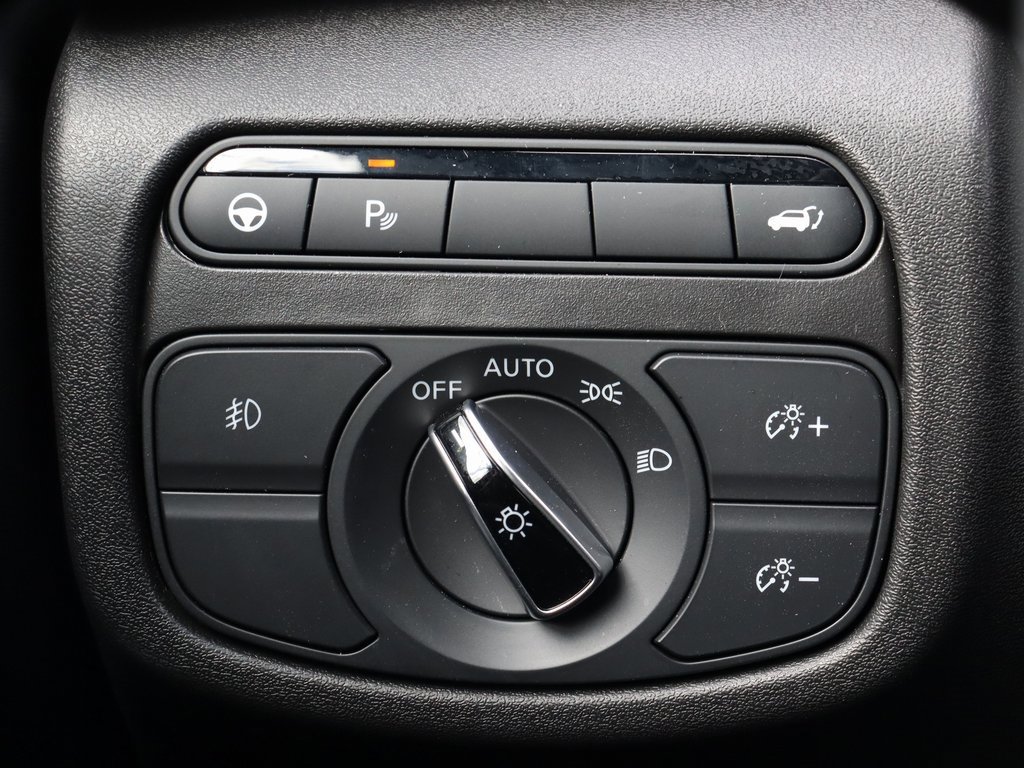 Certified 2025 INFINITI QX50 Sport image 35