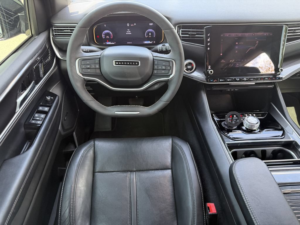 Used 2024 Jeep Wagoneer L 2WD w/ Premium Group I image 16