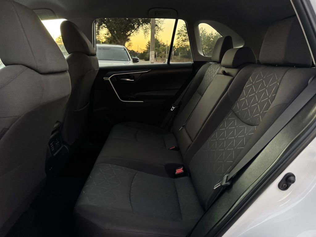 Used 2024 Toyota RAV4 XLE image 16