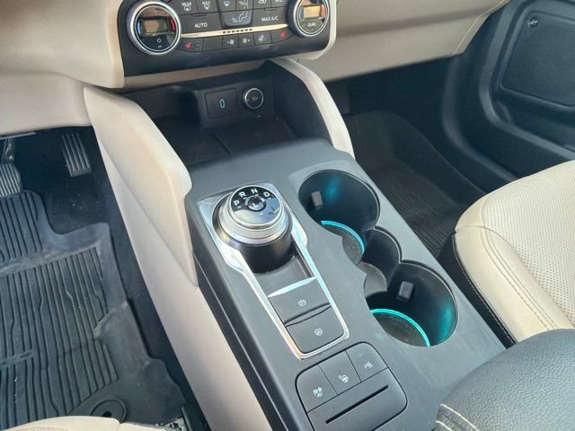 Used 2020 Ford Escape Titanium AWD/4WD image 27
