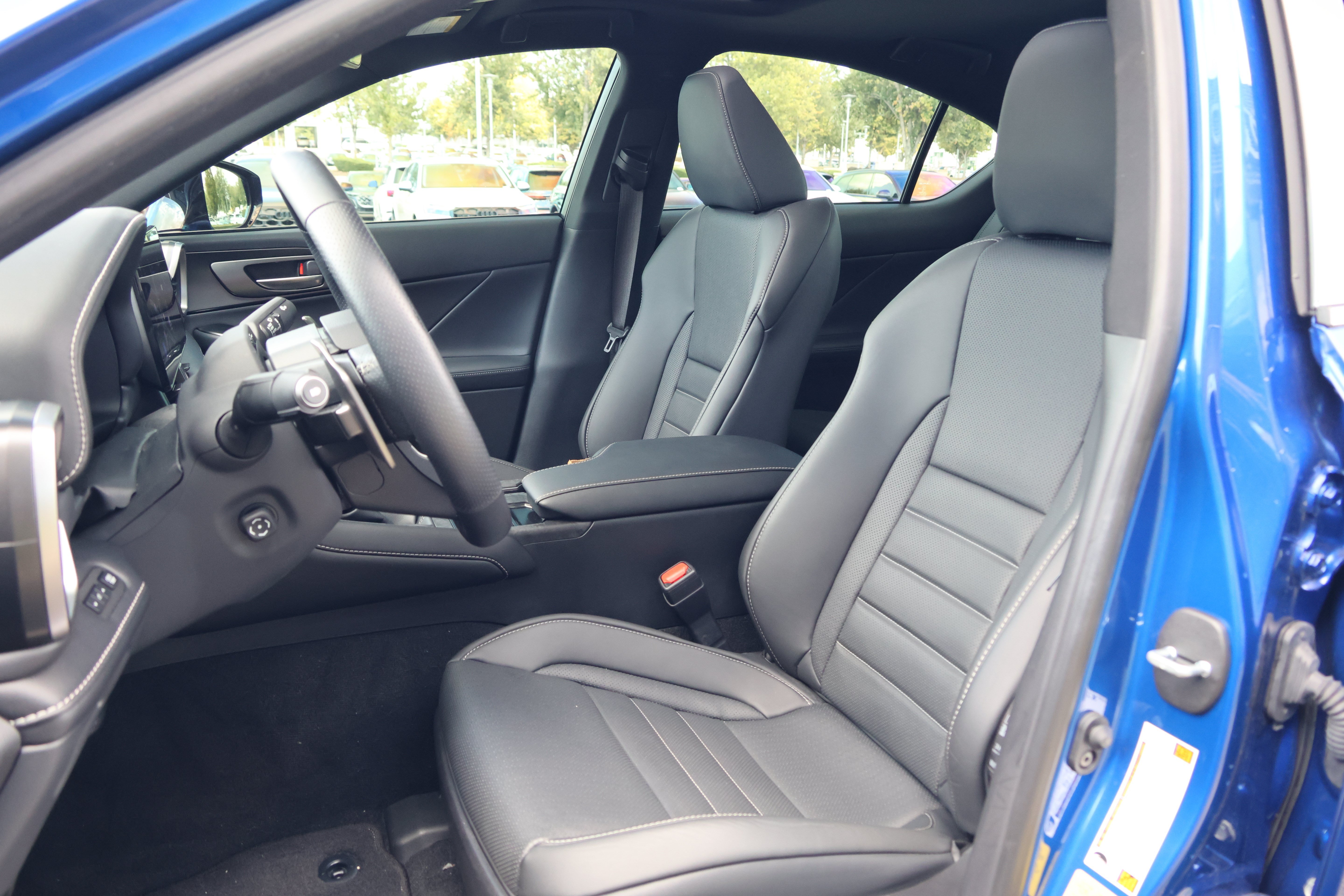 Certified 2026 Lexus IS 350 F Sport w/ Technology Package RWD image 36