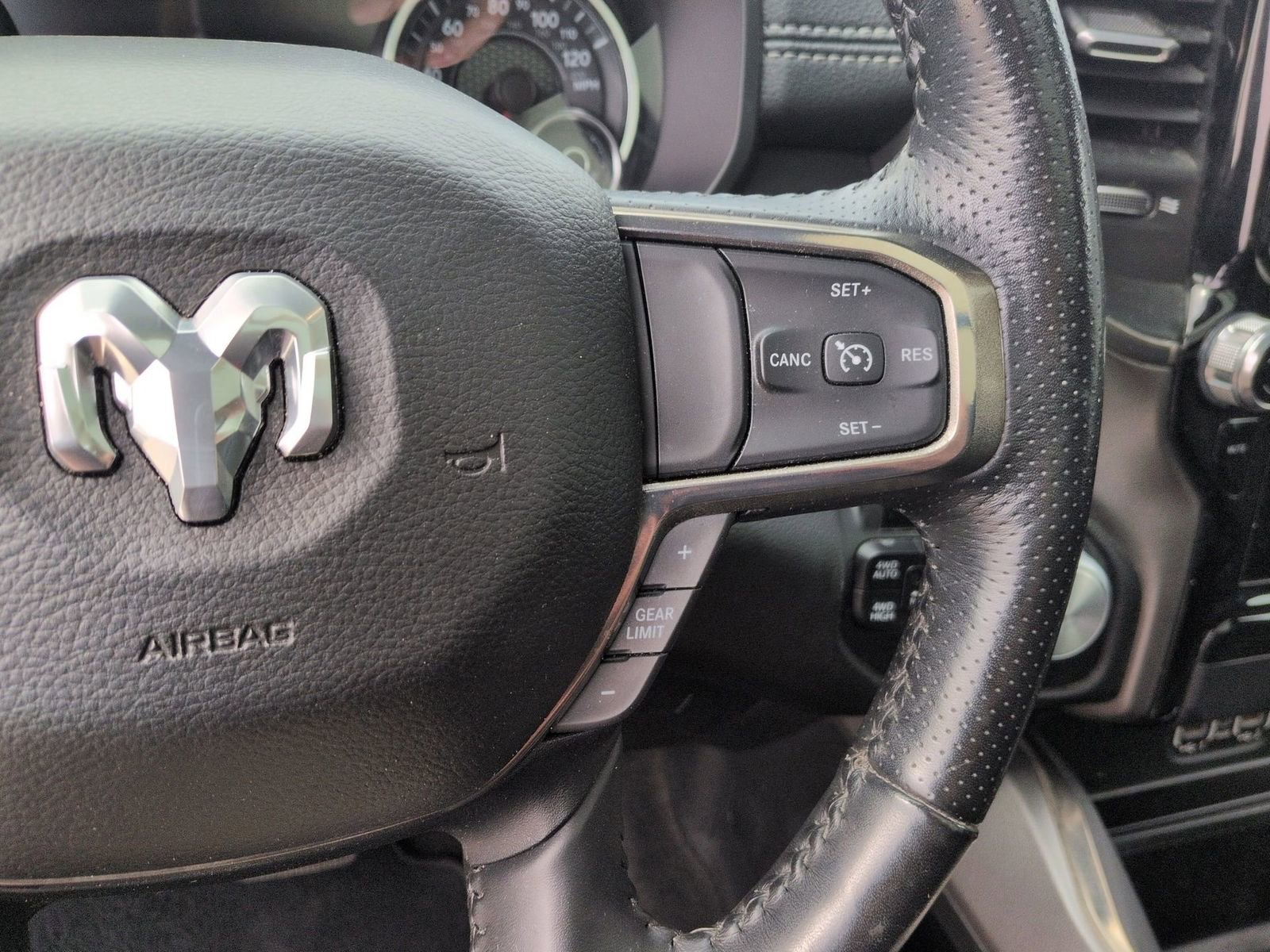 Used 2020 RAM 1500 Sport w/ Level 2 Equipment Goup w/2_L image 27