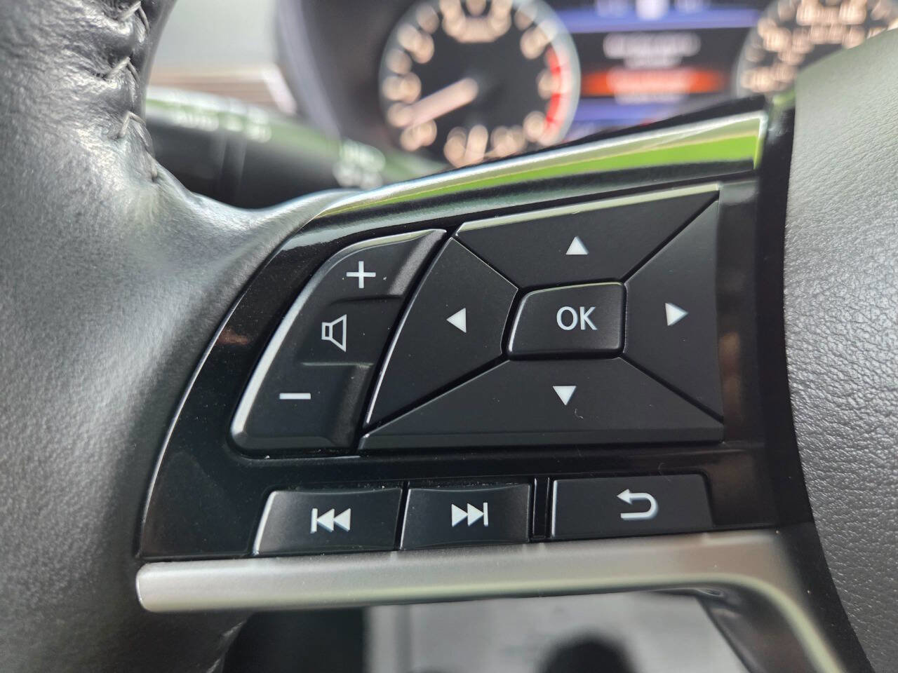 Used 2022 Nissan Altima 2.5 Platinum AWD/4WD image 40