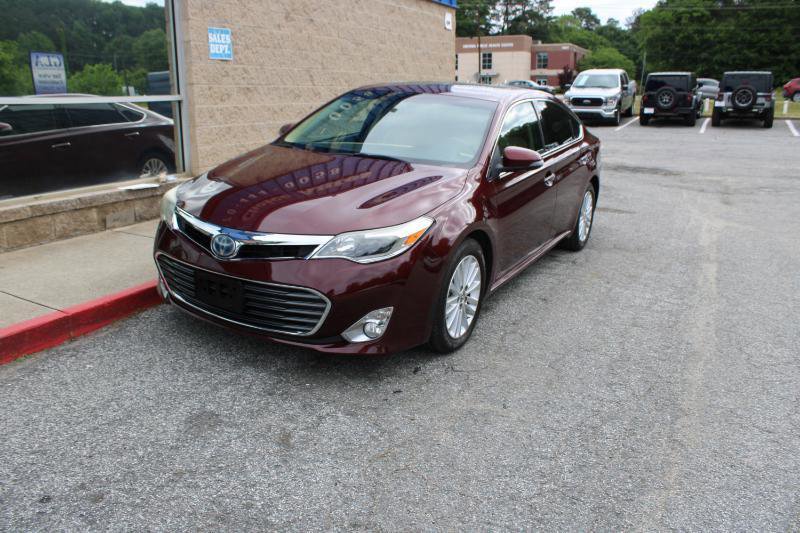 Used 2014 Toyota Avalon Limited w/ Technology Package FWD image 3
