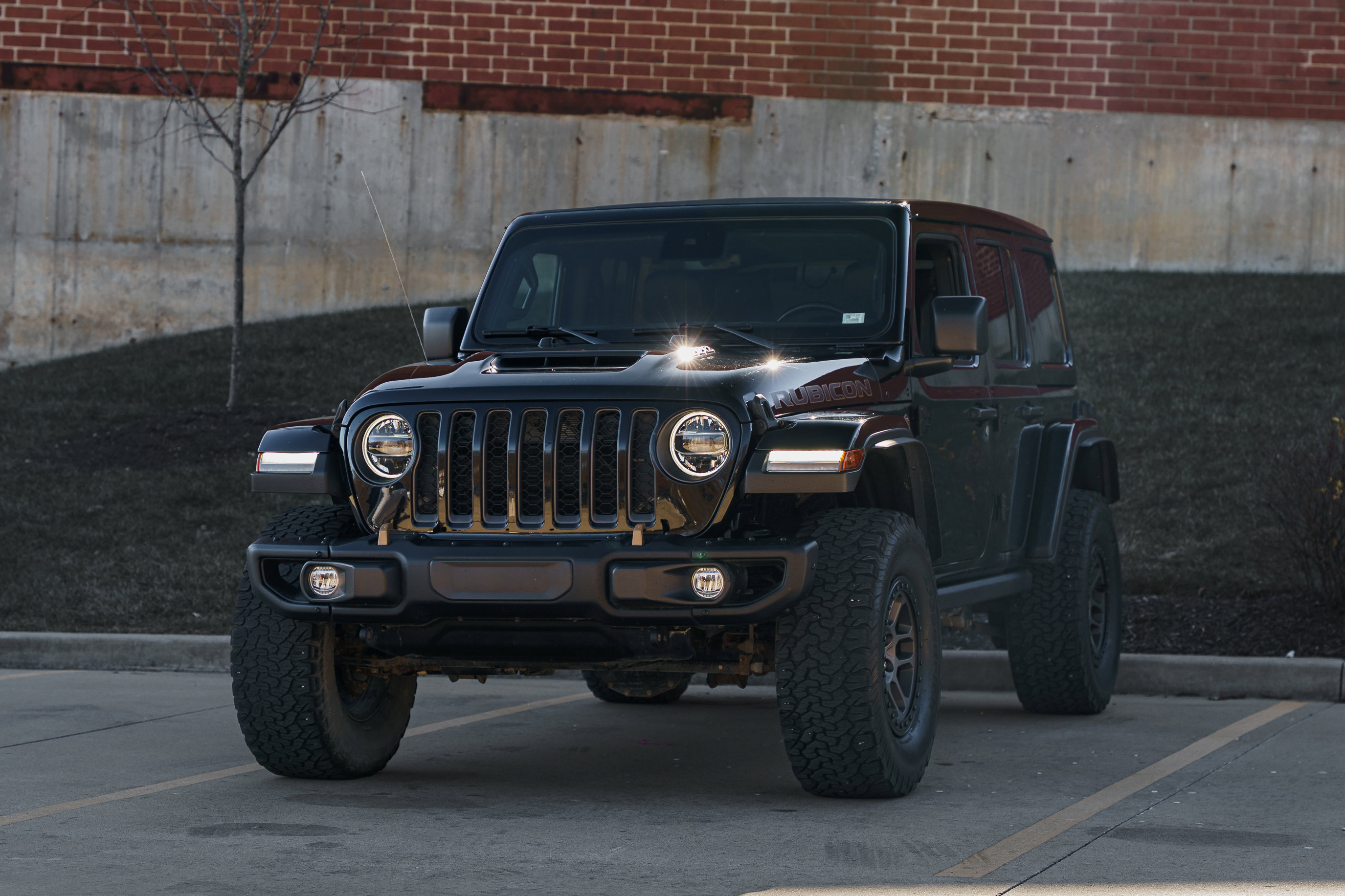 Used 2021 Jeep Wrangler Unlimited Rubicon w/ Xtreme Recon 35" Tire Package image 7
