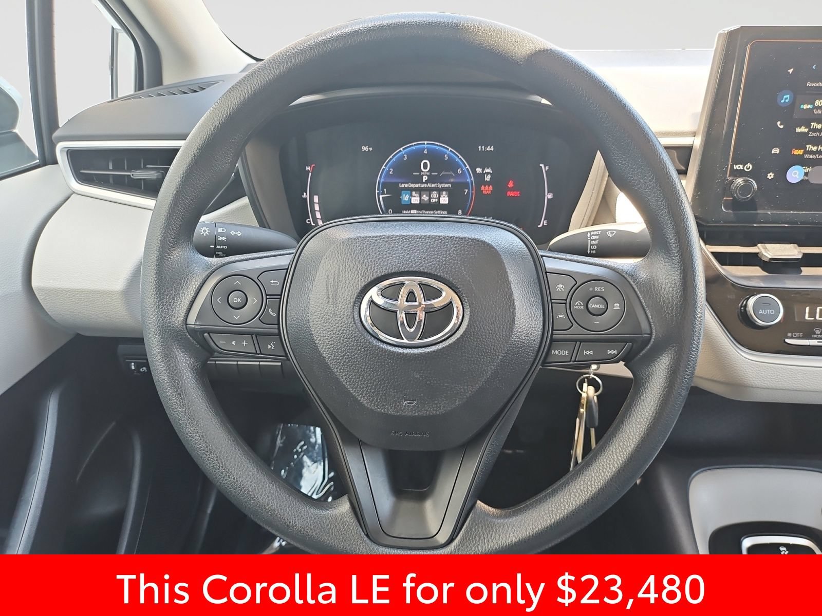 Used 2026 Toyota Corolla LE FWD image 44