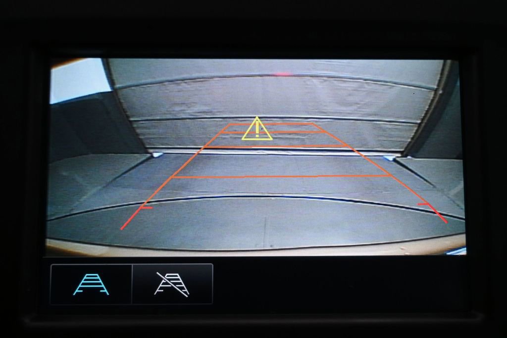 Used 2018 Chevrolet Equinox LT image 9