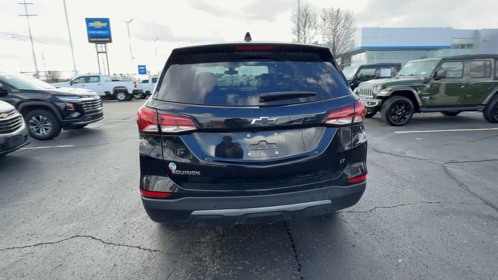 Used 2024 Chevrolet Equinox LT w/ LPO, Floor Liner Package image 7