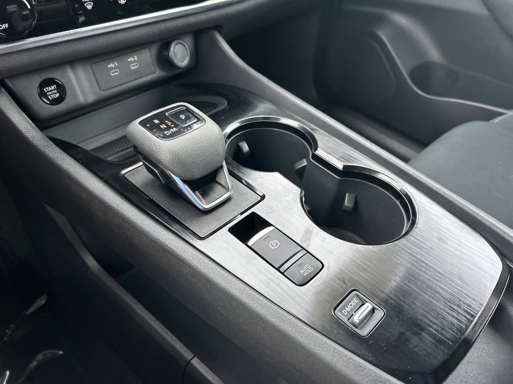 Certified 2025 Nissan Rogue S FWD image 36