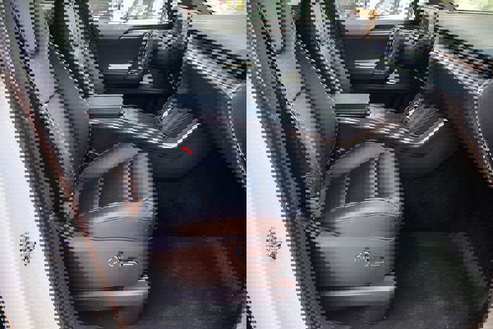 Used 2022 Tesla Model X Plaid image 17