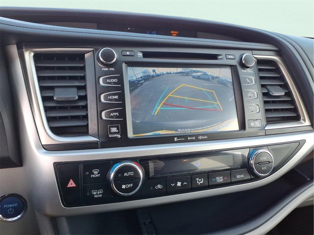 Used 2016 Toyota Highlander Limited image 24