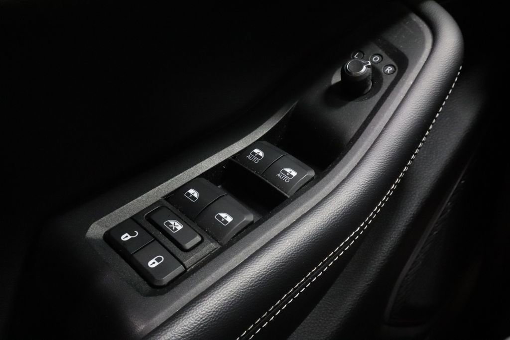 Used 2022 Jeep Grand Cherokee L Limited image 26