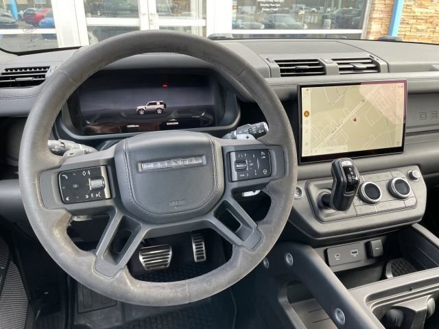 Used 2023 Land Rover Defender 90 V8 AWD/4WD image 21