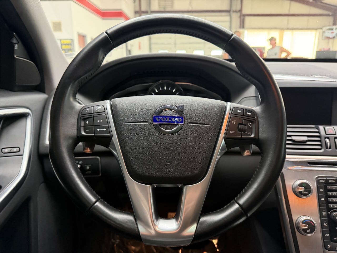 Used 2015 Volvo XC60 T6 Platinum AWD/4WD image 22