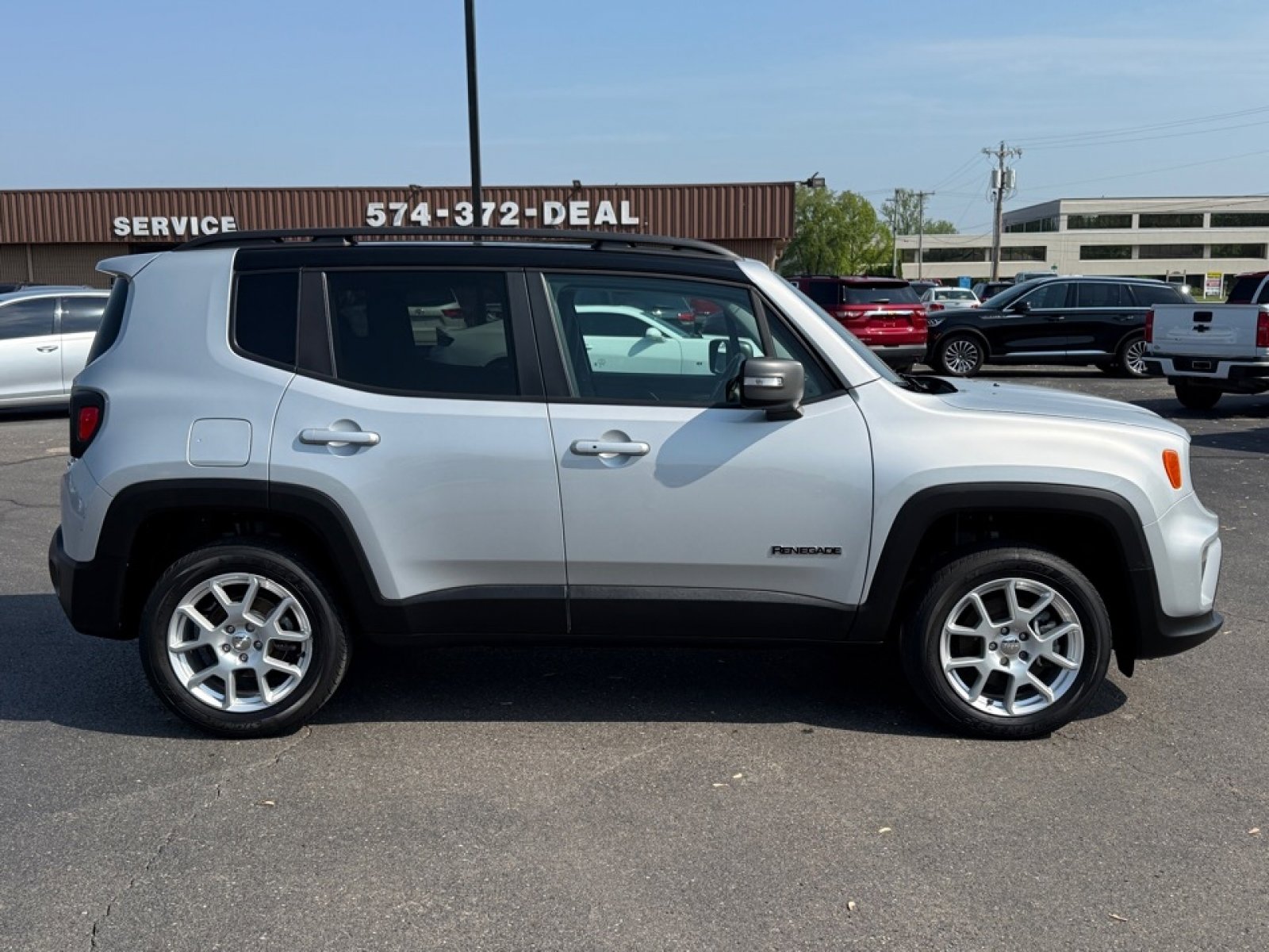 Used 2021 Jeep Renegade Limited image 9