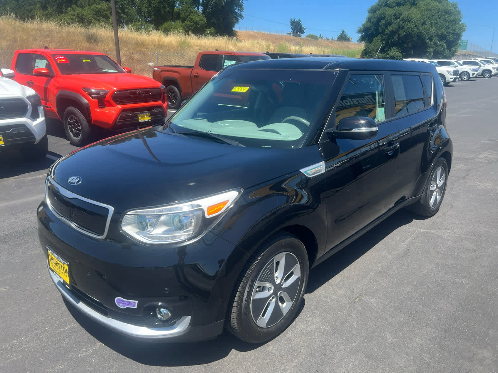 Used 2019 Kia Soul EV + image 5