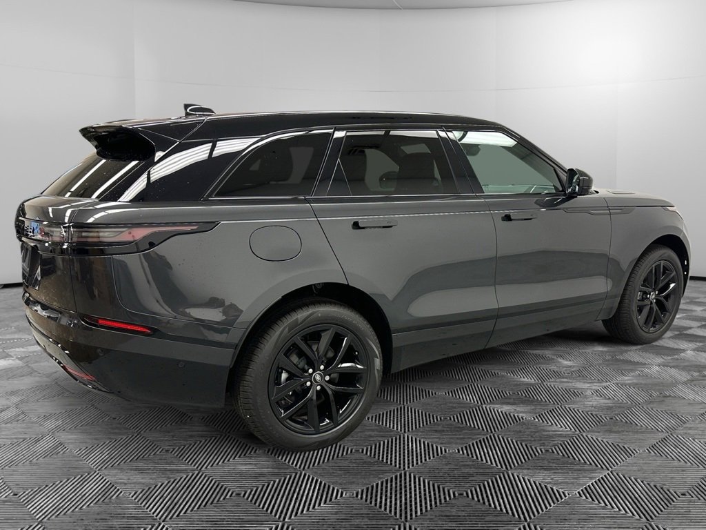 New 2025 Land Rover Range Rover Velar Dynamic SE image 4