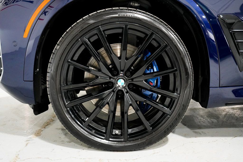 Used 2025 BMW X5 M60i image 42