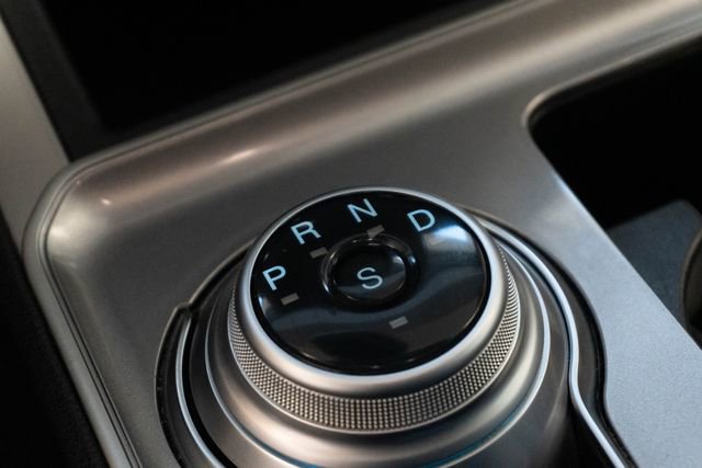 Used 2024 Ford Edge SEL image 25