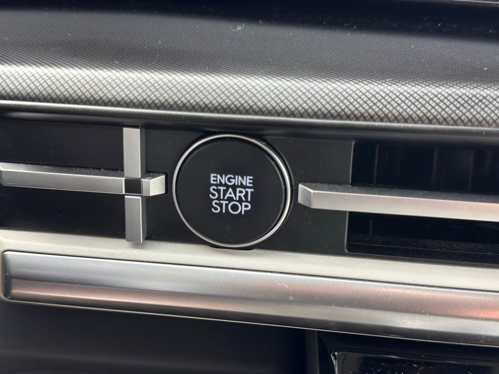 Used 2025 Hyundai Santa Fe SEL image 29