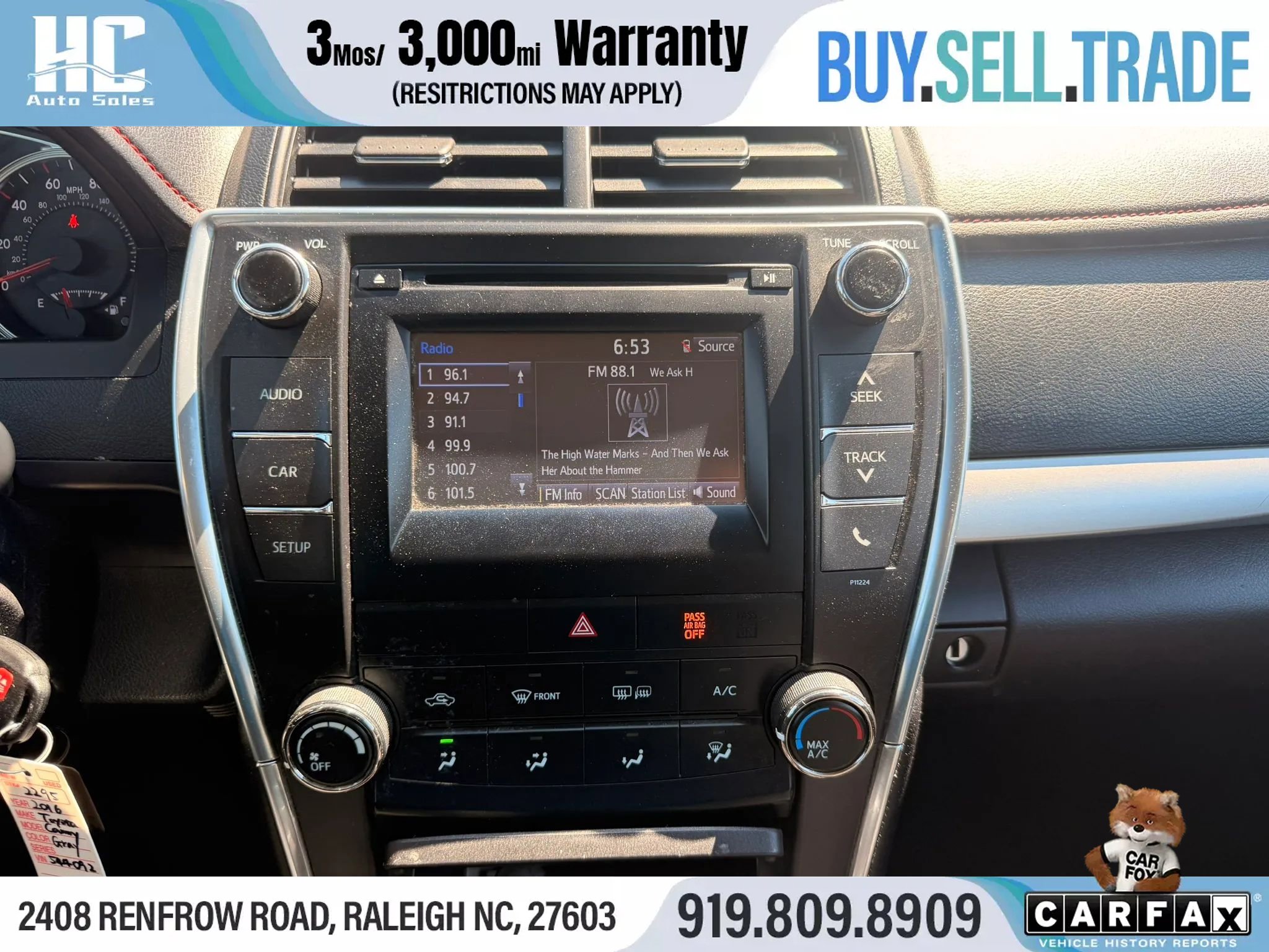 Used 2016 Toyota Camry SE FWD image 23