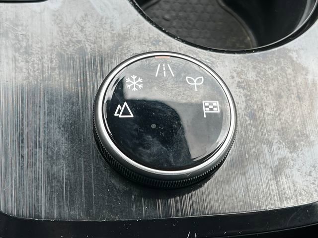 Used 2024 Nissan Rogue SV image 27