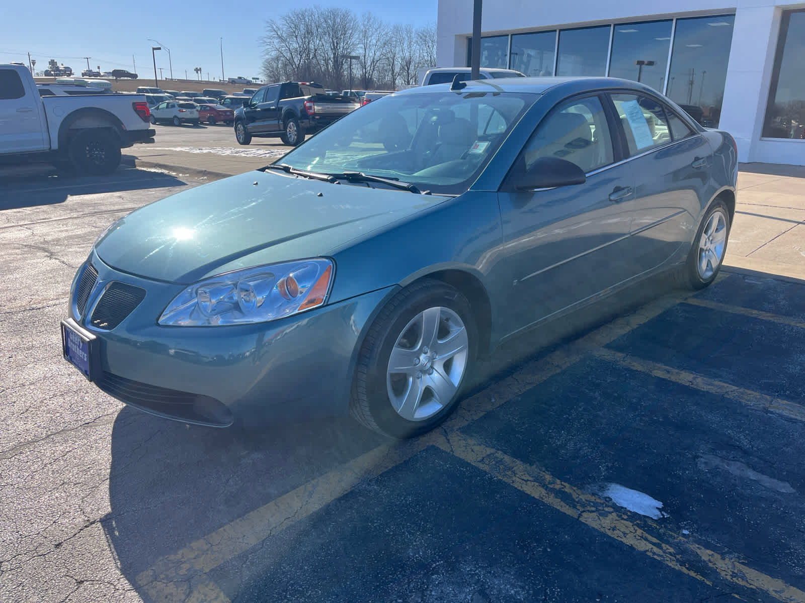 Used 2009 Pontiac G6 w/ Preferred Package image 4