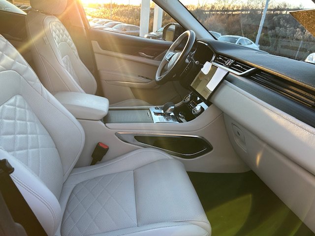 Certified 2023 Jaguar F-PACE S AWD/4WD image 21