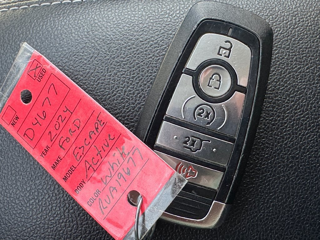 Used 2024 Ford Escape Active AWD/4WD image 31