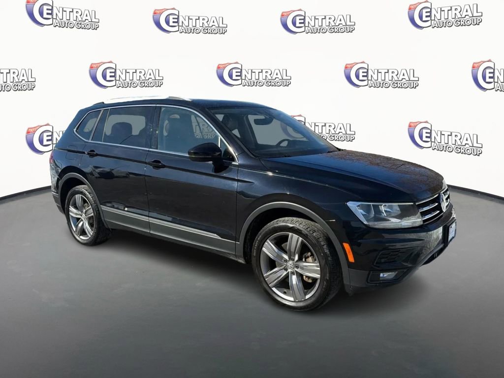 Used 2021 Volkswagen Tiguan SEL image 3