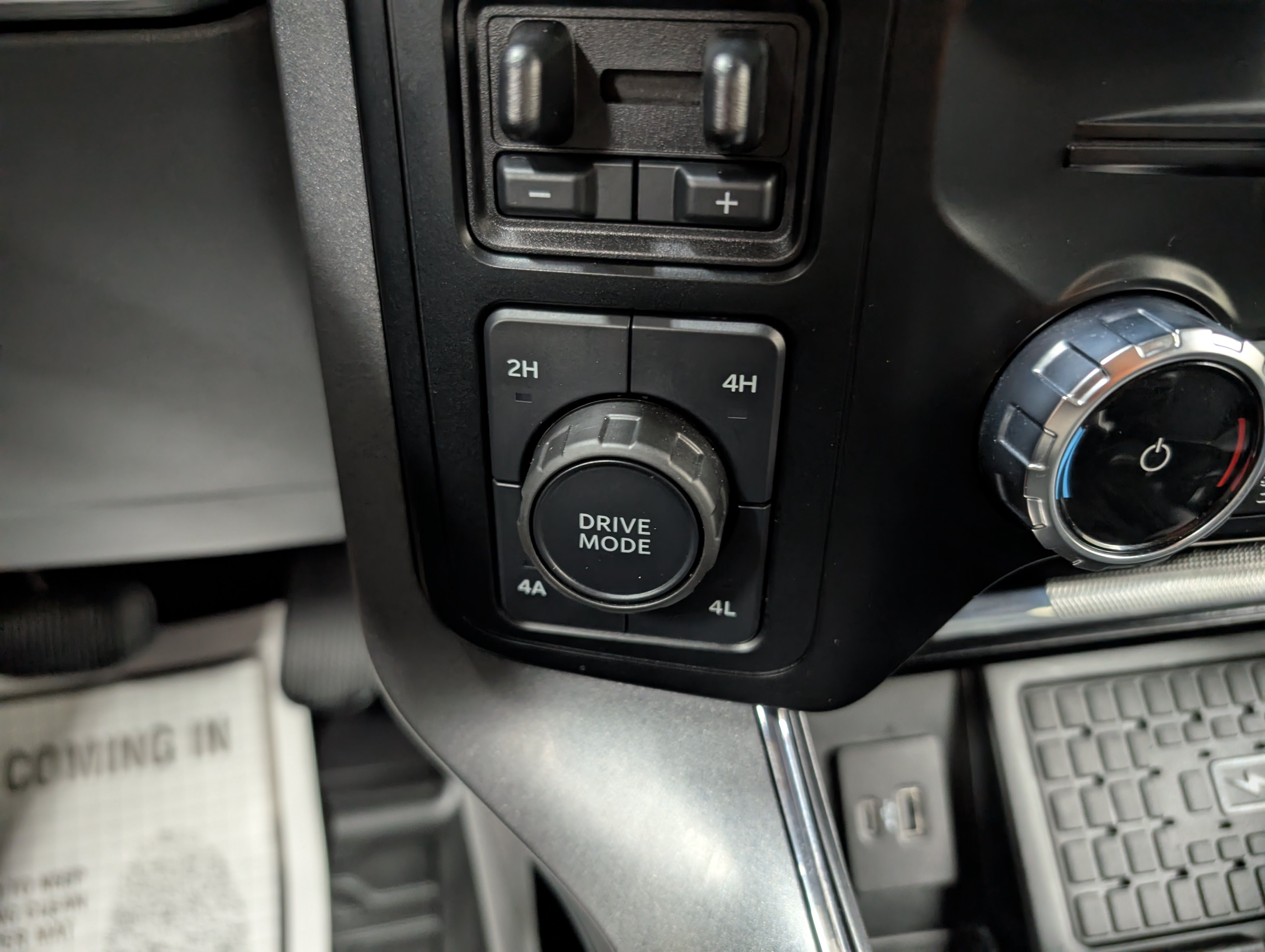 Used 2023 Ford F150 Lariat w/ Equipment Group 502A High AWD/4WD image 23