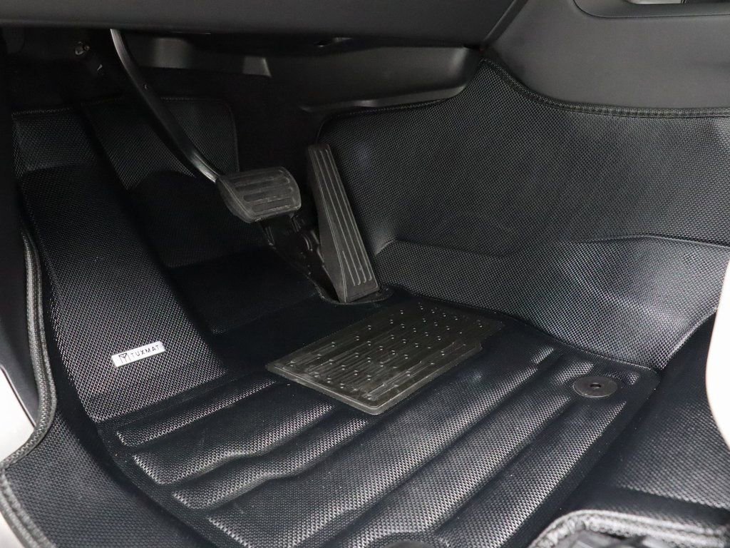 Used 2023 Land Rover Range Rover Sport SE image 16