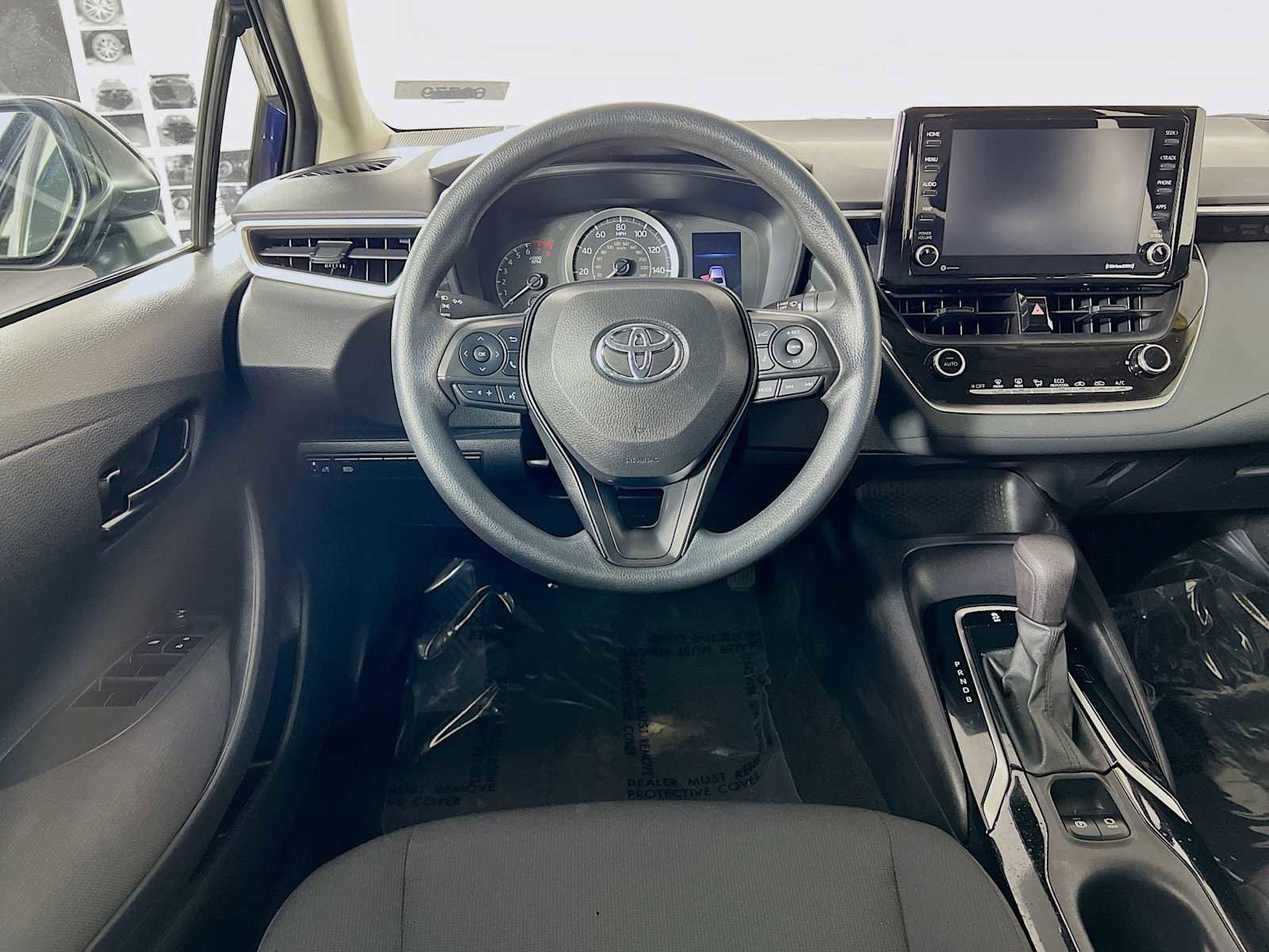 Used 2022 Toyota Corolla LE image 21