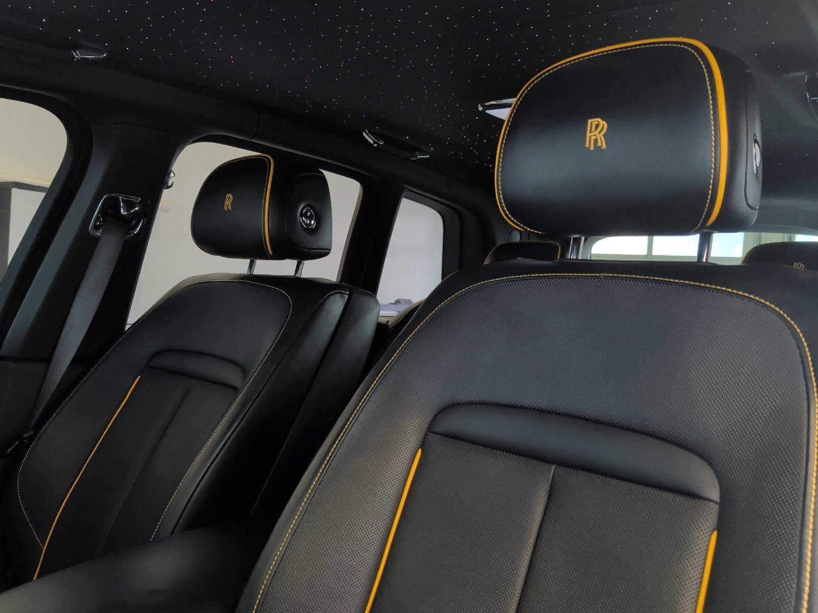Used 2021 Rolls-Royce Cullinan AWD/4WD image 32
