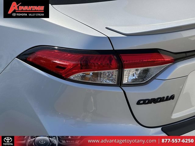 Used 2023 Toyota Corolla SE w/ Carpet Mat Package (TMS) FWD image 12