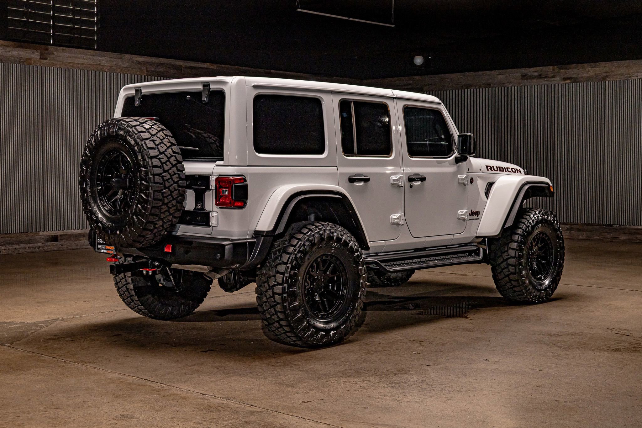 Used 2024 Jeep Wrangler Unlimited Rubicon AWD/4WD image 10