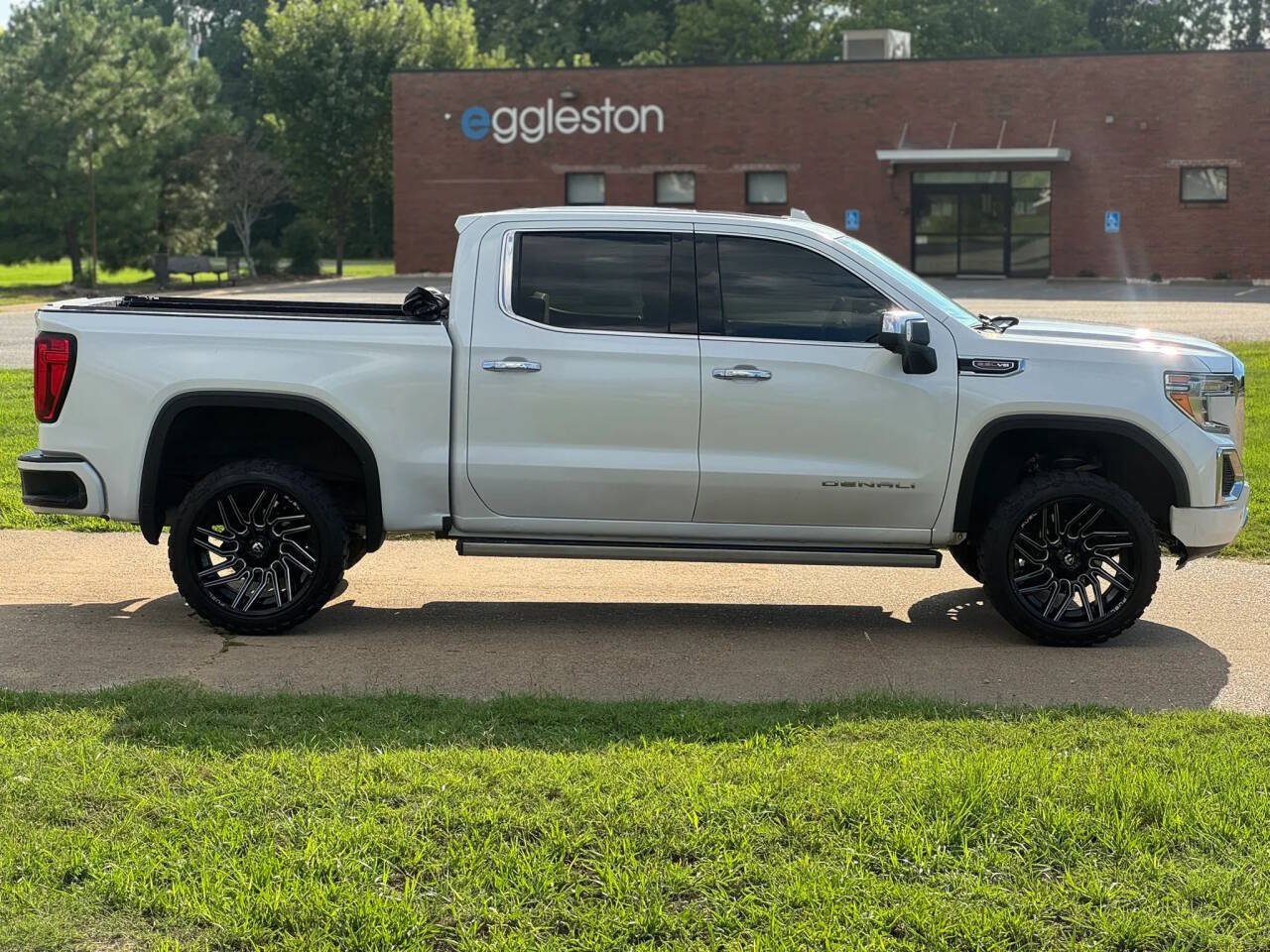 Used 2019 GMC Sierra 1500 Denali w/ Denali Ultimate Package AWD/4WD image 6
