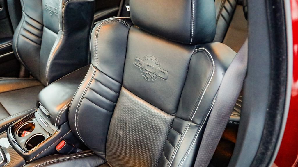 Used 2023 Chrysler 300 C image 26