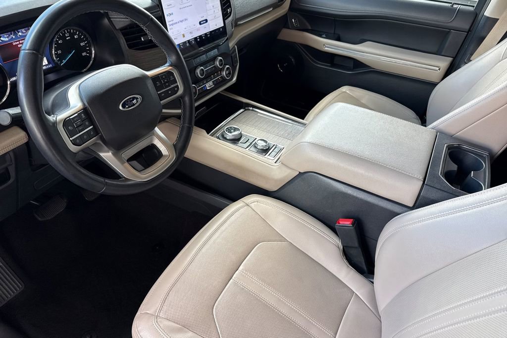 Used 2024 Ford Expedition Max Limited image 5